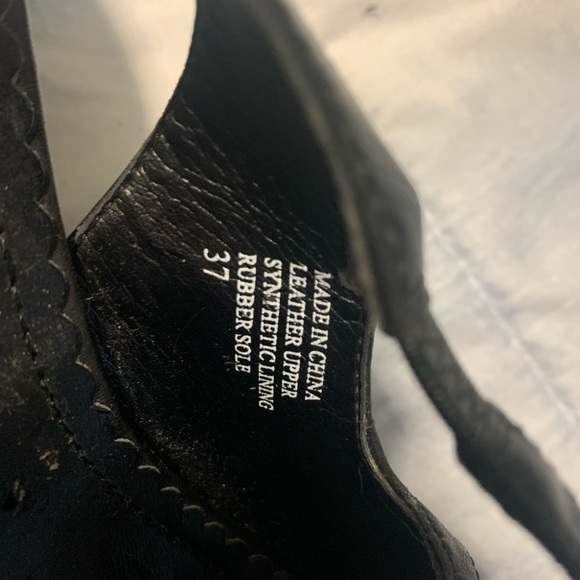 Also platform wedge sandals. Size 7 or 37 - Picture 6 of 6